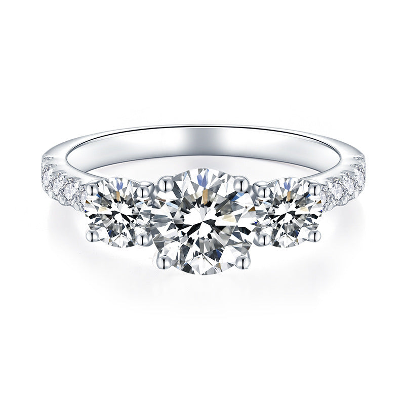 DRAORA — Classic 18K Gold Moissanite Ring for Women