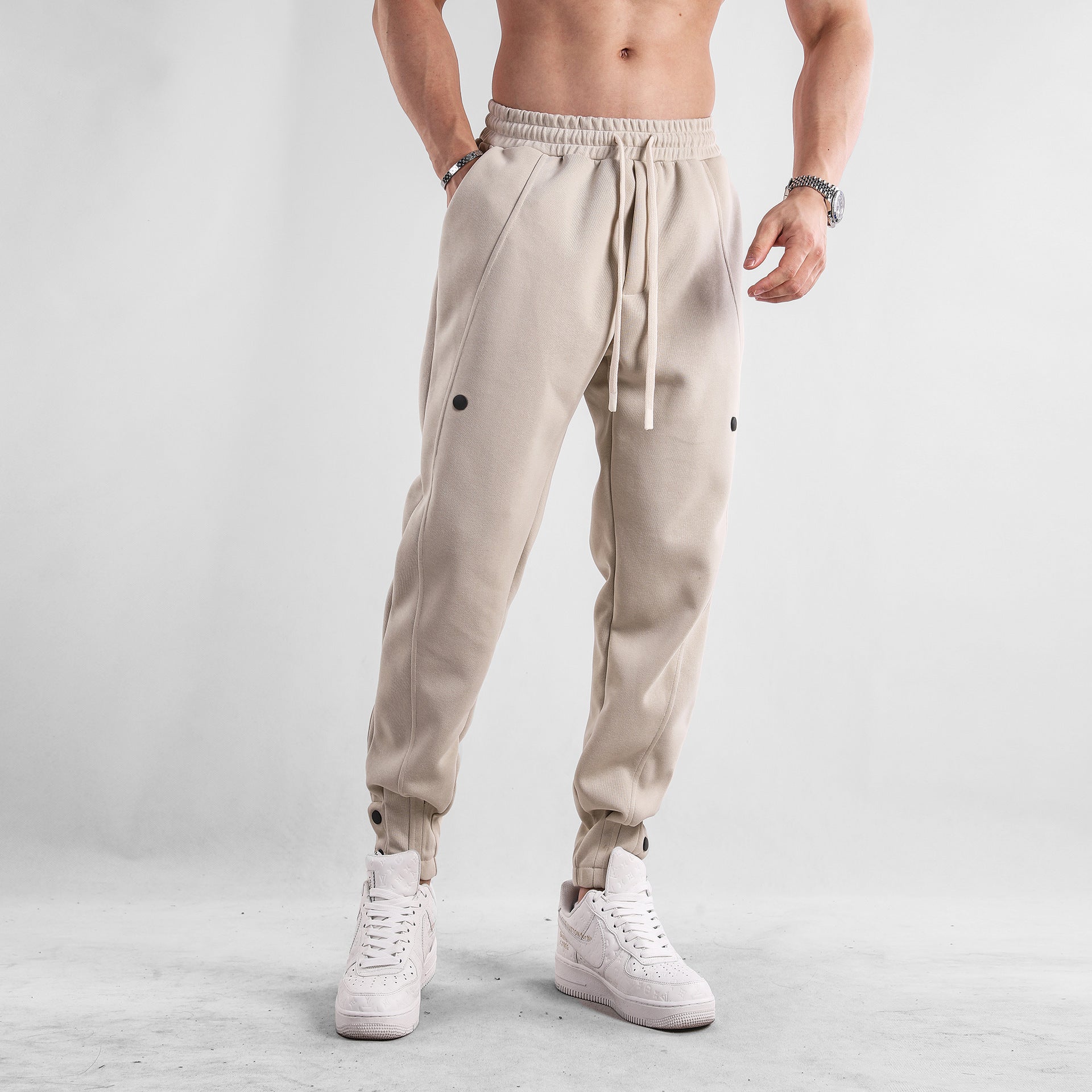 BRAVONN — Tech Tapered Drawstring Casual Pants for Men