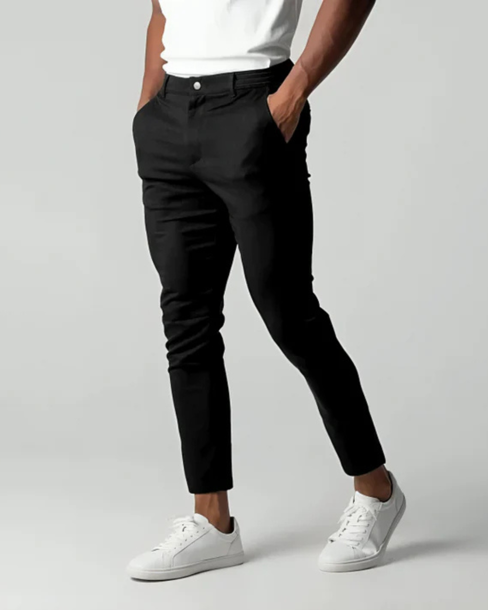 VAROR — Tailored Wide-Leg Trousers with Clean Drape