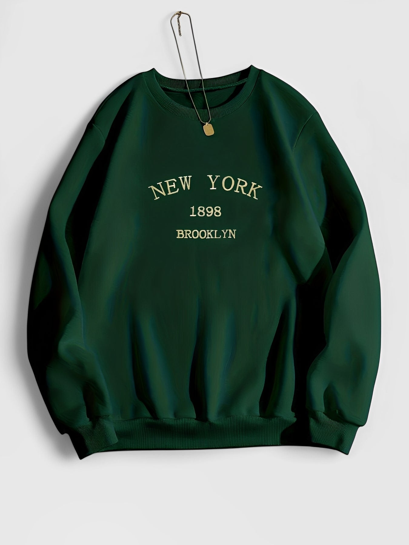 HALVEN — Men's Brooklyn Graphic Crewneck Sweatshirt