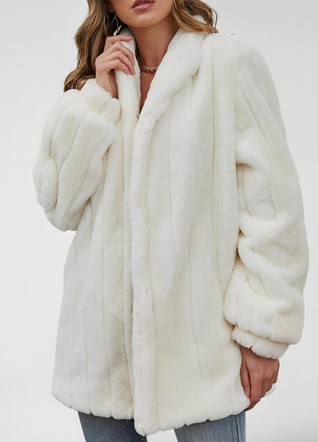 VALAN — Women's Floral Faux Fur Coat in Oversized Fit