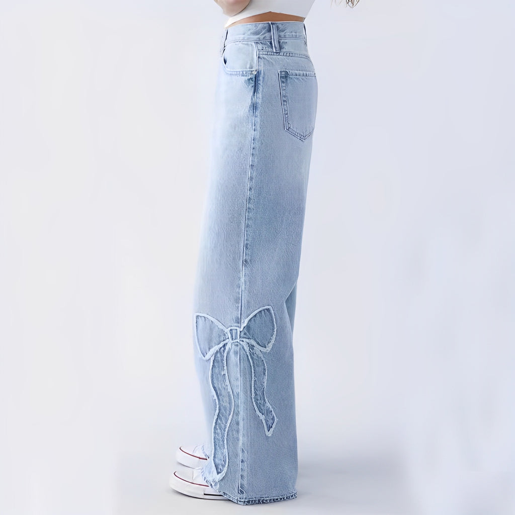 COREON — Women's Embroidered Butterfly Baggy Jeans with Street Edge