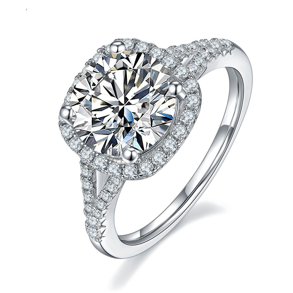 RENAN — White Gold Moissanite Ring in 925 Silver with Sharp Detail