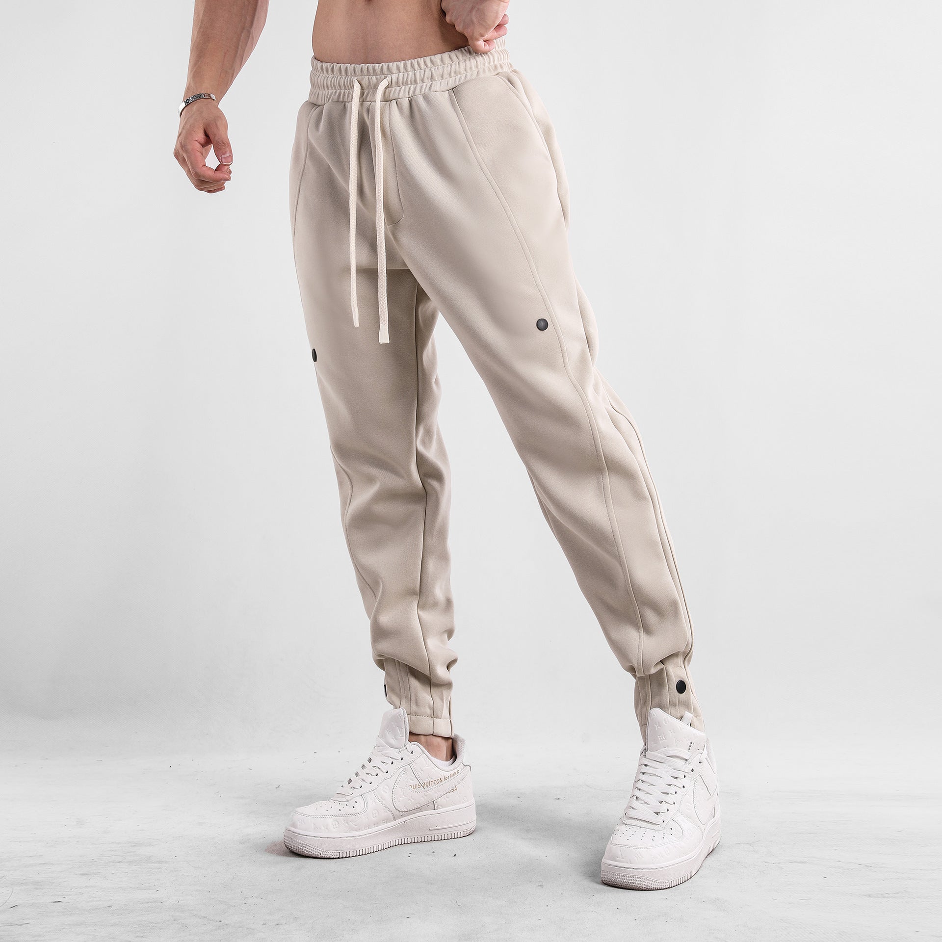 BRAVONN — Tech Tapered Drawstring Casual Pants for Men
