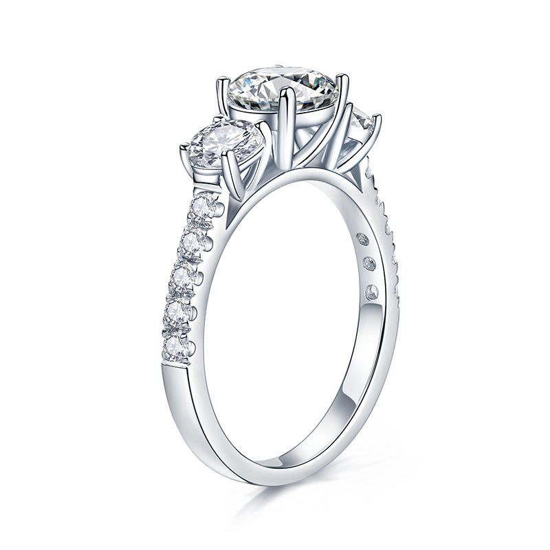 DRAORA — Classic 18K Gold Moissanite Ring for Women