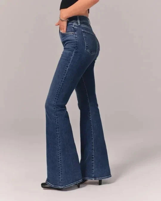 WESDEN — Women's Straight-Leg Denim Jeans with Clean Wash