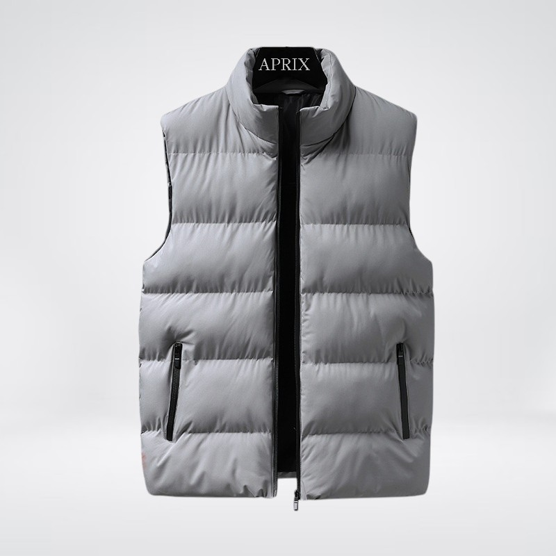NOXIRA — Minimal Layering Vest with Clean Street Utility