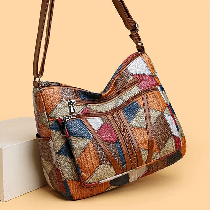 ZANAN — Structured Leather Handbag with Clean Finish