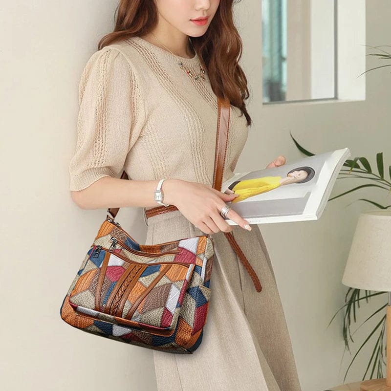 ZANAN — Structured Leather Handbag with Clean Finish