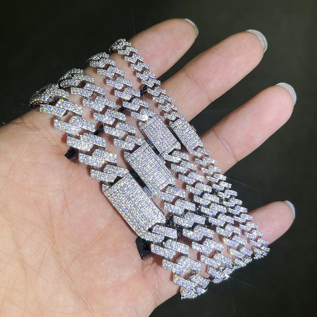 VIDIO — Silver Moissanite Cuban Bracelet for Men Daily