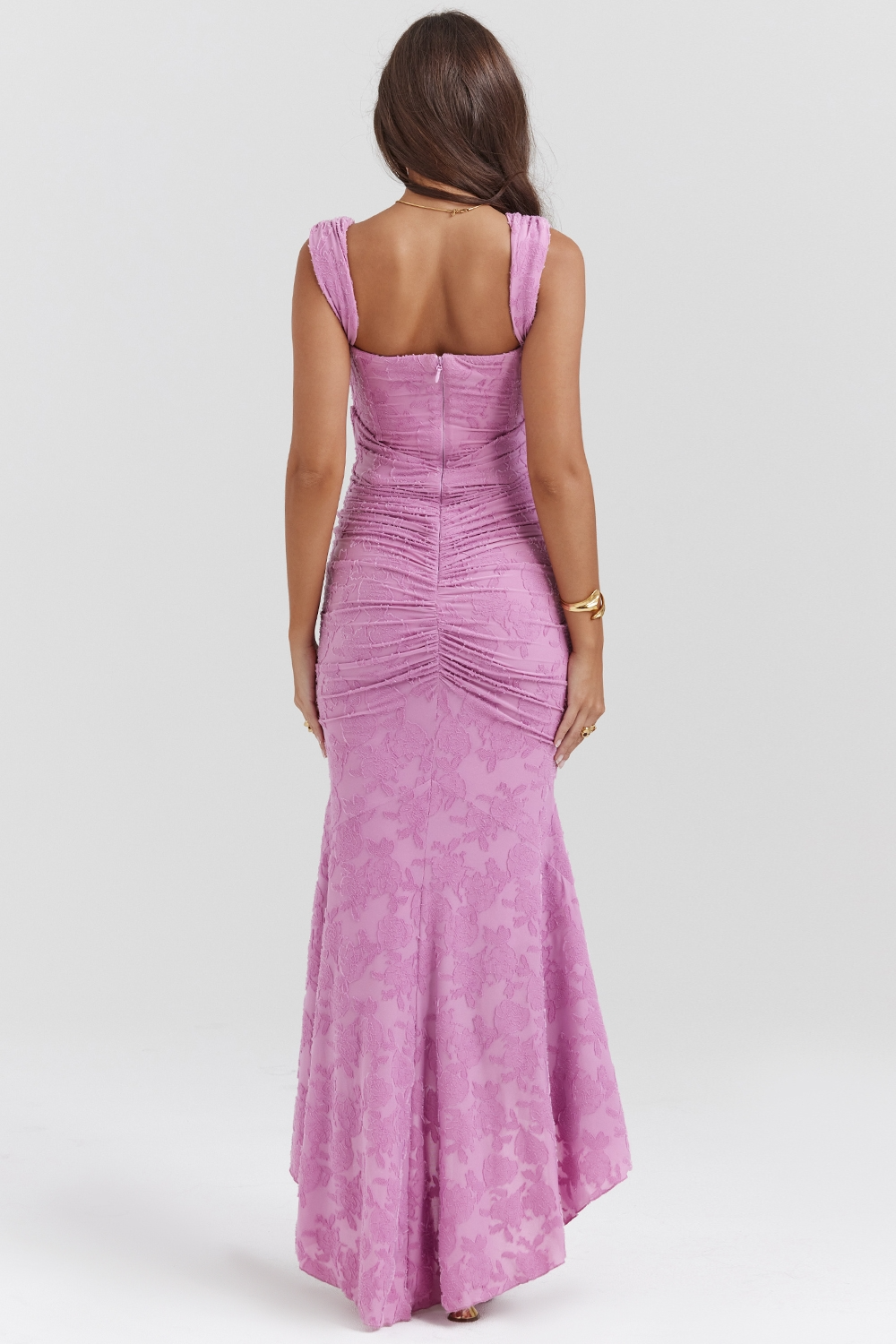 EVONN — Sculpted Midi Dress for Elegant Occasionwear